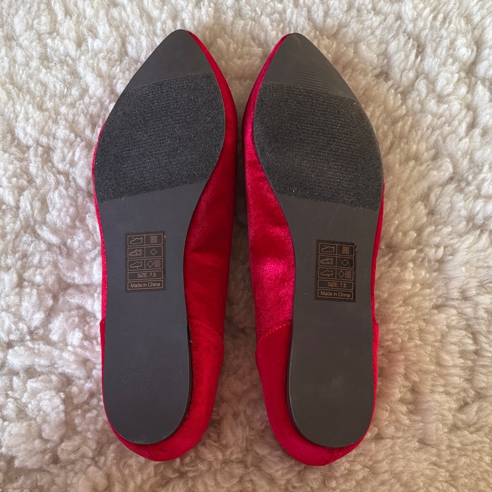 Red Pointed Velvet Flats with Gold Dollar Emblem BAIT Size 7.5 (fit size 7 best) - Picture 3 of 5